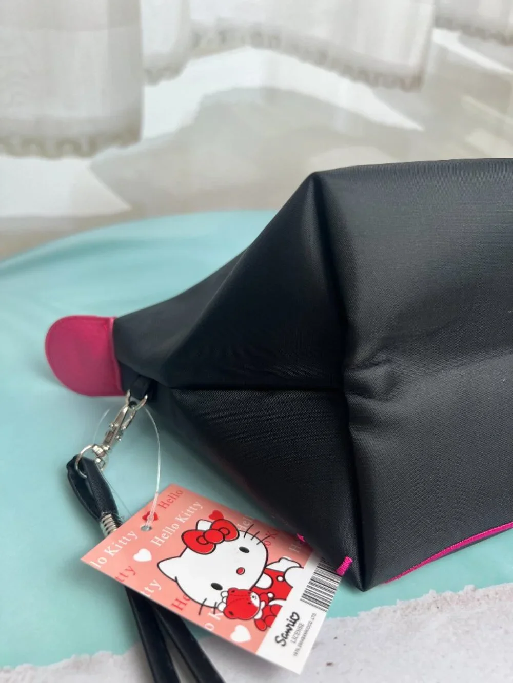 Hello Kitty MAKEUP BAG